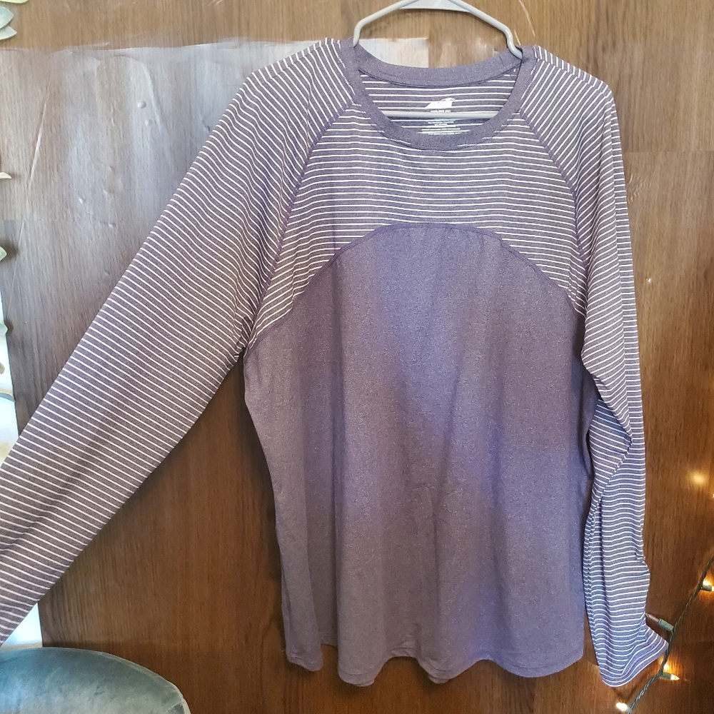 ❤️❤️❤️ AVIA Long Sleeve Plus Size Workout Shirts in Multiple Colors